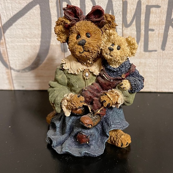 Boyd’s Bears Figurine